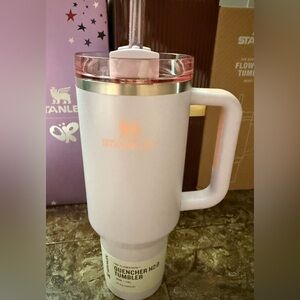 NWT Orchid Shimmer Nordstrom exclusive Stanley 40 oz tumbler